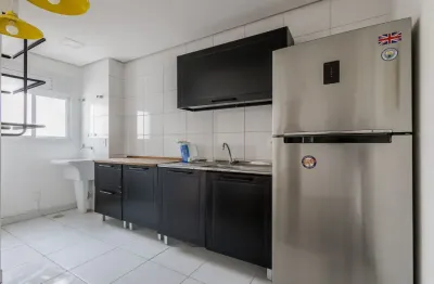 Lindo apt. centro de canoas, semi mobiliado, condom. com infra completa                        ínio c/playground completo