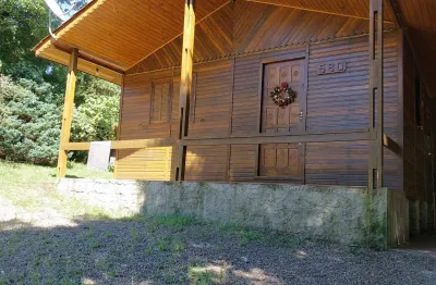 Terreno de Esquina com 600m² + Casa Rústica | Loteamento Colinas na Avenida Principal – São Francisco de Paula | R$ 285 mil