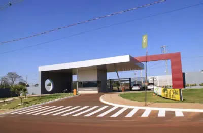 Terreno de esquina à venda no condomínio green park  440m²  maringá