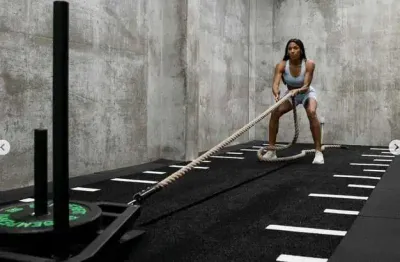 Box cross fit à venda em maringá, operação em franca expansão, atividade física entre as três mais procuradas no momento.