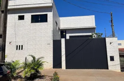 Barracão comercial à venda - 497m² de terreno e 613m² de construção