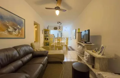 Apartamento com despesas baixas a duas quadras da praia das pitangueiras de 2 quartos com 1 vaga, g