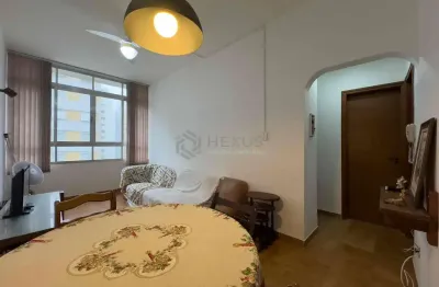 Apartamento com vista livre a uma quadra da praia das pitangueiras, guaruja