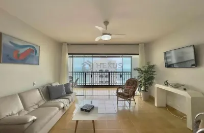 Apartamento com varanda e vista mar a uma quadra da praia das pitangueiras à venda, guarujá-sp.