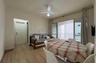 Apartamento com varanda e vista livre a duas quadras da praia das pitangueiras, guarujá-sp - 1 quar