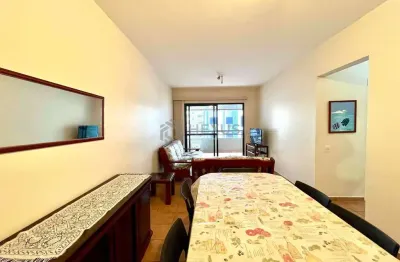 Apartamento com varanda e lazer na quadra mar da praia das pitangueiras, guarujá-sp - 3 quartos (1