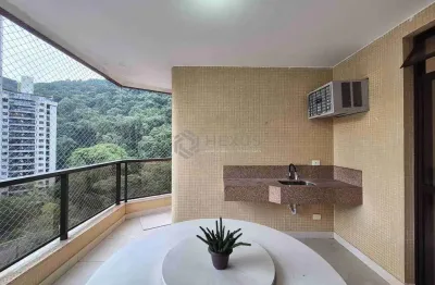 Apartamento com varanda e lazer na praia das pitangueiras, guaruja