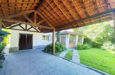 Casa com 4 quartos à venda na Rua Oscar Pereira dos Santos, 241, Jardim Guaiuba, Guarujá