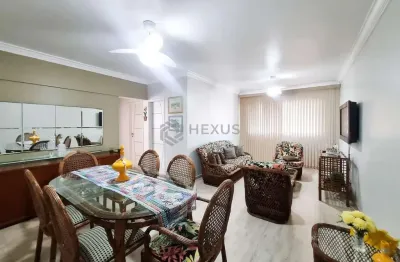 Apartamento reformado e mobiliado a uma quadra da praia das pitangueiras, guaruja