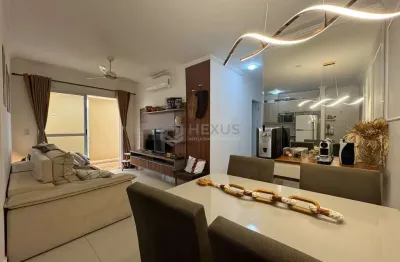Apartamento reformado com varanda e lazer de clube na praia das asturias, guaruja