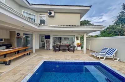 Casa com 3 quartos à venda na Rua José Sauda, 247, Tombo, Guarujá