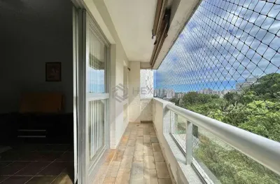 Apartamento beira mar com varanda, lazer e vista mar na praia das pitangueiras, guaruja | hexus