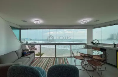 Apartamento reformado frente mar com varanda vista mar e lazer na Praia das Asturias, Guaruja