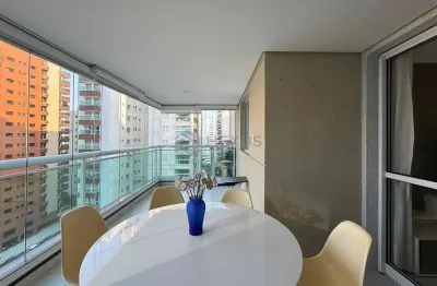 Apartamento com varanda gourmet, vista mar e lazer na praia das pitangueiras, guaruja