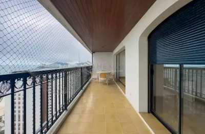 Apartamento com varanda, lazer e vista mar e uma quadra da praia das pitanguerias, guaruja | hexus