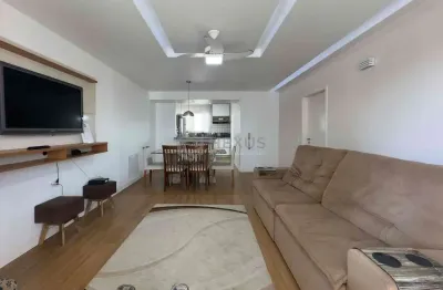 Apartamento com varanda, reformado, duas quadras da praia das pitangueiras, guaruja - hexus