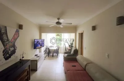 Apartamento com varanda na quadra mar da praia das pitangueiras, guaruja | hexus