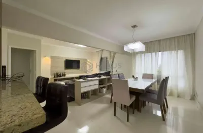 Apartamento beira mar, reformado, com varanda e lazer na praia das asturias, guaruja | hexus
