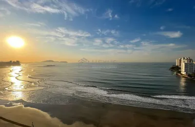 Cobertura frente mar com piscina e churrasqueira na praia das asturias, guaruja