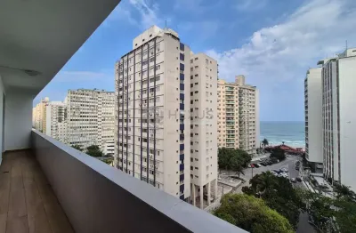 Apartamento reformado com vista mar a uma quadra da praia das pitangueiras, guaruja