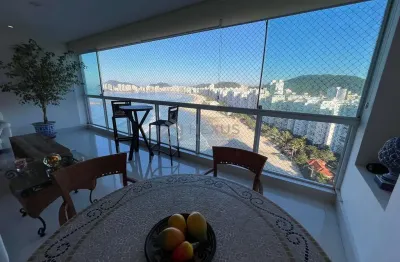 Apartamento frente mar reformado com varanda e vista mar na praia das pitangueiras, guaruja