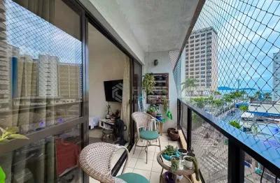 Apartamento com varanda e vista mar a uma quadra da praia das asturias, guaruja