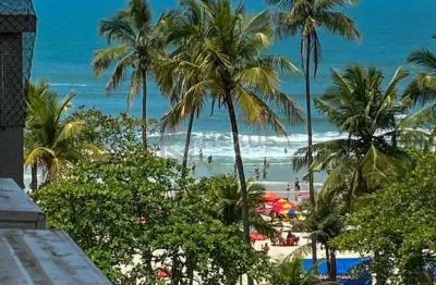 Apartamento com vista mar na quadra mar da praia das pitangueiras, guaruja