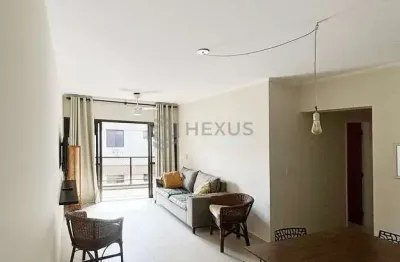 Apartamento reformado com varanda na praia das asturias, guaruja