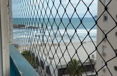 Apartamento com vista mar na quadra mar da praia das pitangueiras, guaruja