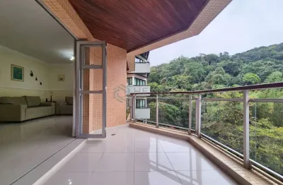 Apartamento com varanda e lazer na praia das pitangueiras, guaruja