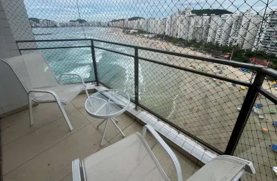 Apartamento frente mar com varanda na praia das pitangueiras, guaruja
