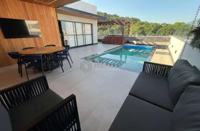 Cobertura de alto luxo com piscina e churrasqueira na praia das pitangueiras, guaruja