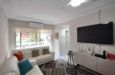 Apartamento mobiliado com varanda na praia da enseada, guaruja