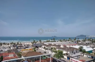 Apartamento com varanda e vista mar na praia da enseada, guaruja