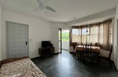 Apartamento com varanda e lazer a duas quadras da praia das asturias, guaruja