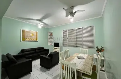 Apartamento na quadra mar da praia das pitagueiras, guaruja