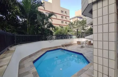 Apartamento com varanda e lazer na praia da enseada, guaruja