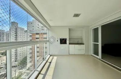 Apartamento com varanda gourmet e lazer completo na praia das pitangueiras, guaruja