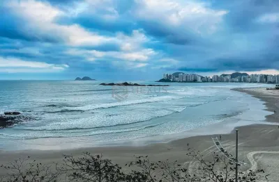 Apartamento frente mar com varanda e vista mar na praia das pitangueiras, guaruja