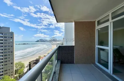Apartamento frente mar reformado com varanda e lazer na praia das pitangueiras, guaruja