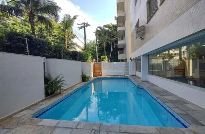Apartamento com varanda e lazer na praia da enseada, guaruja