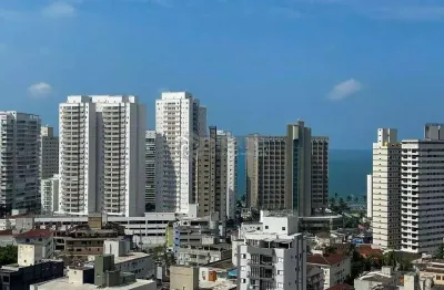 Apartamento com varanda e lazer de clube na praia das asturias, guaruja
