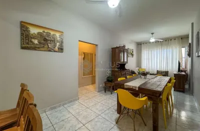 Apartamento mobiliado na beira mar da praia das pitangueiras, guaruja