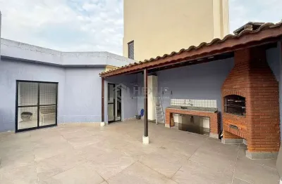 Cobertura penthouse com varanda e lazer na praia do tombo, guaruja