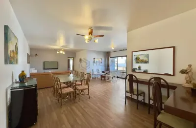 Apartamento com varanda gourmet e lazer na praia da enseada à venda, região do tortugas, guarujá-sp