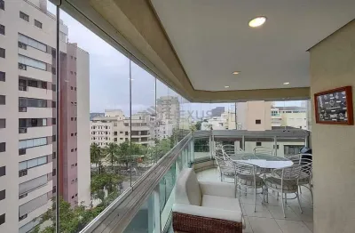 Apartamento com varanda gourmet e lazer na praia da enseada, guaruja