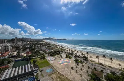 Apartamento com varanda, vista mar e lazer de clube na beira mar da praia da enseada, guaruja