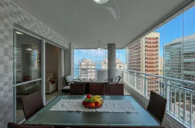 Apartamento com varanda gourmet vista mar e lazer em prédio novo na beira mar da Praia das Asturias