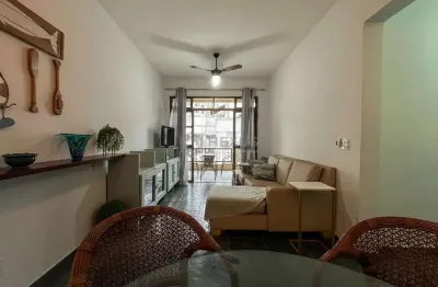 Apartamento com varanda e lazer na Praia das Asturias, Guaruja