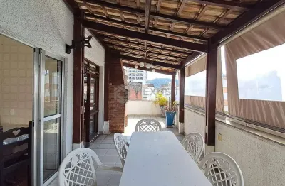 Cobertura penthouse com varanda e árae gourmet na Praia da Enseada, Guaruja